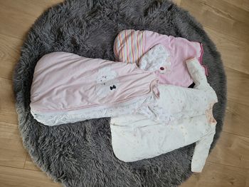 Lot de 3 gigoteuses