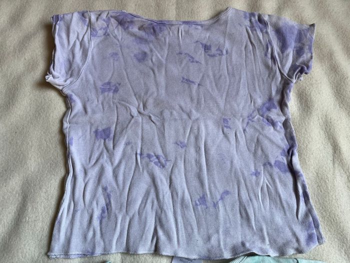 2 tee-shirts 3 ans - photo numéro 4