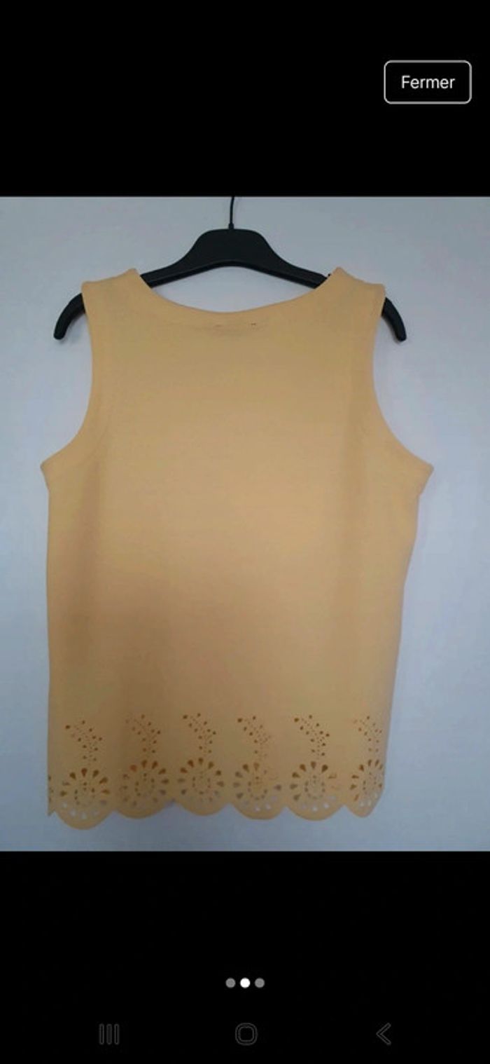 Tshirt sans manches jaune canari - photo numéro 2