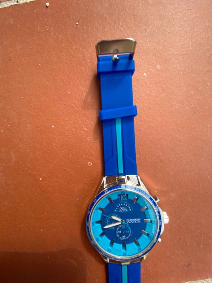 Montre - photo numéro 2