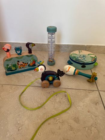 Lot de jouets en bois bébé Moulin Roty