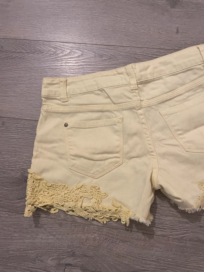 Short jaune pastel T36 – dentelle bohème, été, vacances - photo numéro 8