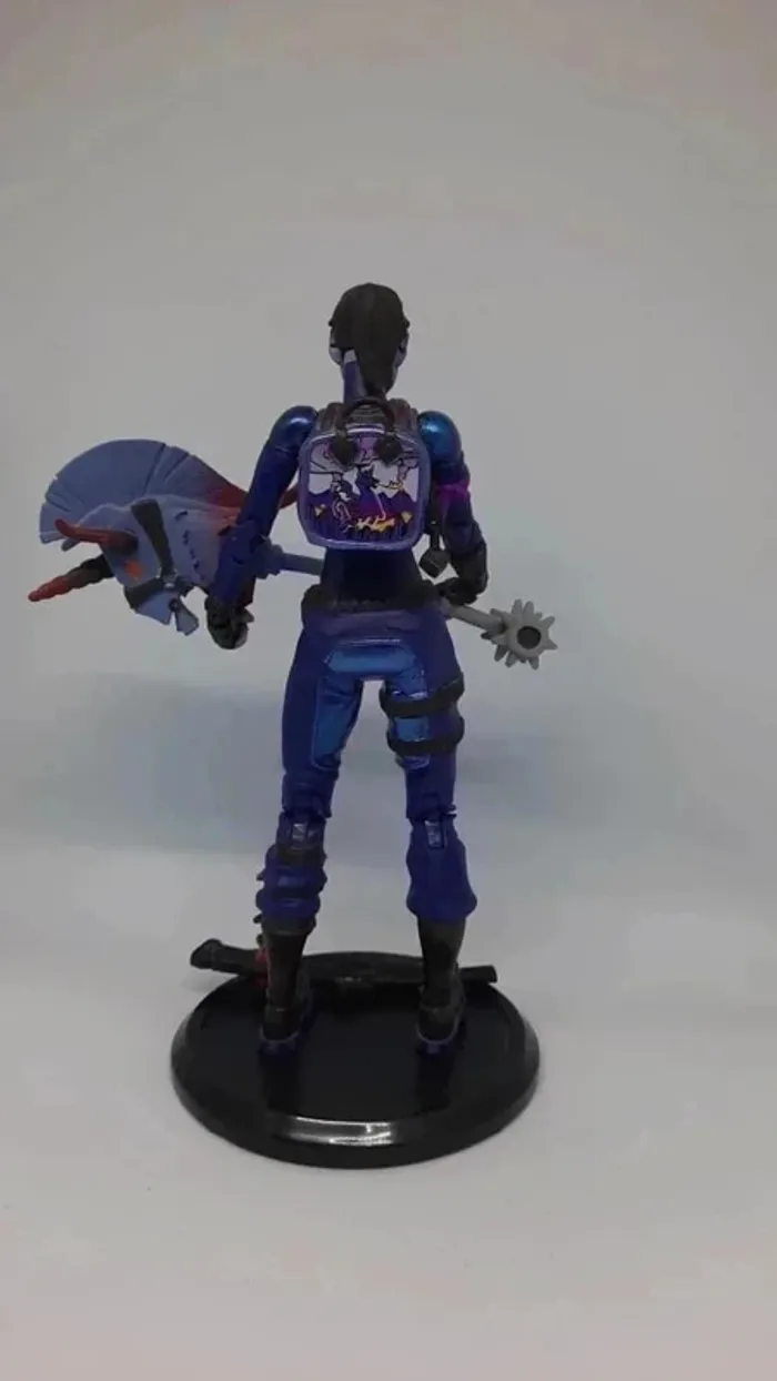 Figurine Fortnite Dark Bomber - photo numéro 3