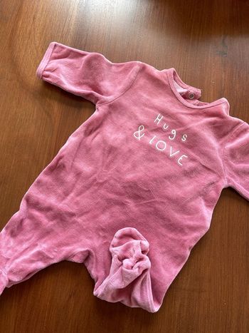 Pyjama fille bon état Kiabi taille 1 mois