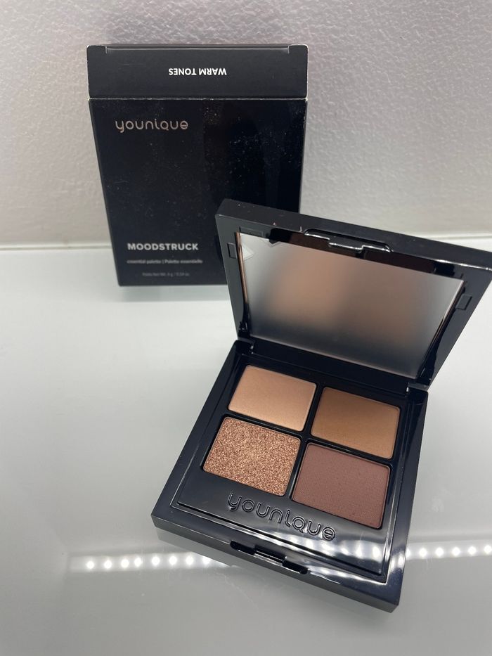 Palette essentielle Warm Tones Younique - photo numéro 1