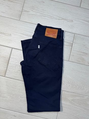 Jean levis 511 29/32  bleu marine 