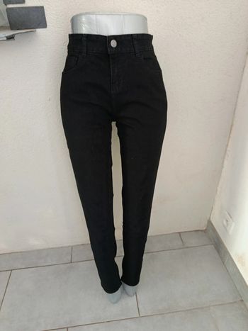 Pantalon noir femme Kiabi taille 38