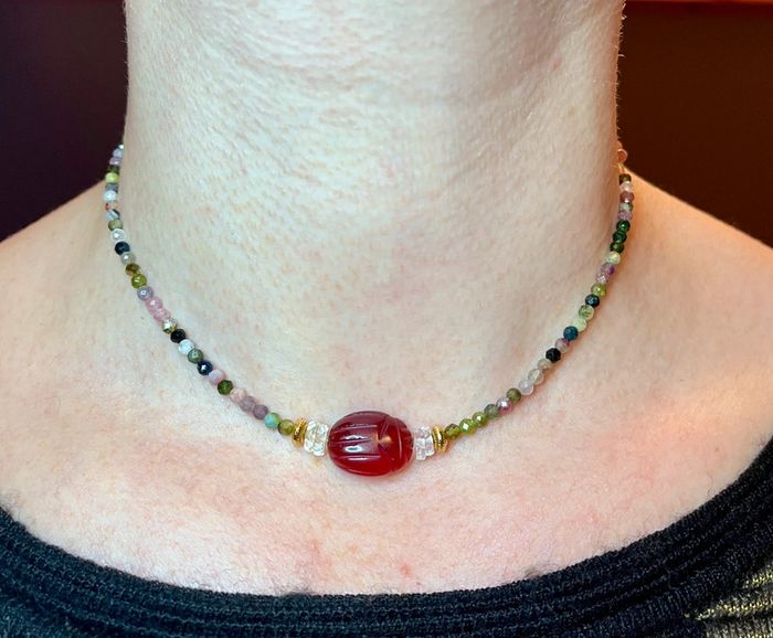 Collier amulette scarabée Grenat, Tourmalines et Cristal de Roche - photo numéro 5
