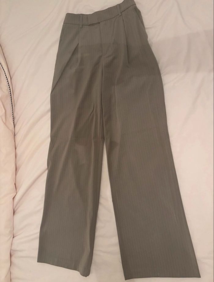 Ensemble blazer + pantalon – Stradivarius – Taille XS – Neuf sans étiquette - photo numéro 4