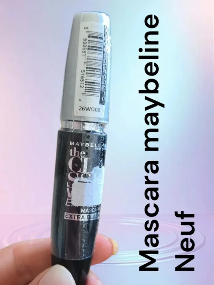 Mascara maybeline noir neuf