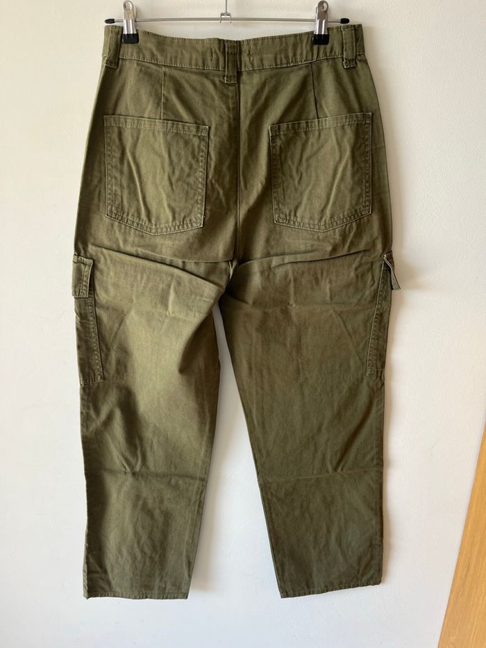 Pantalon style cargo kaki taille 40 - photo numéro 1