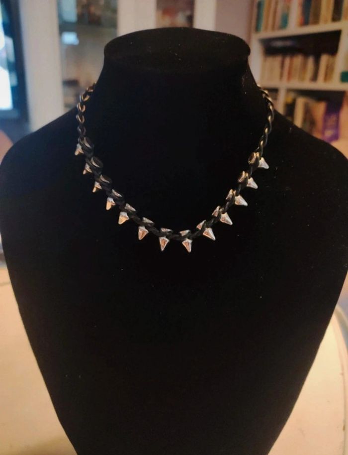 Ras du cou pointes gothique - photo numéro 4