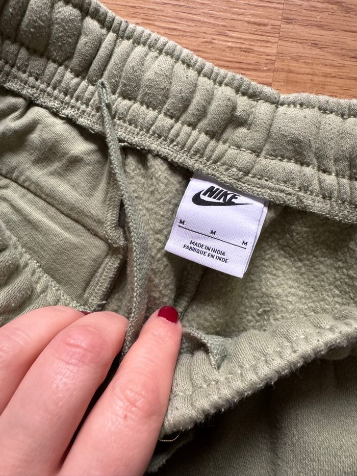 Bas de jogging Nike taille M - photo numéro 3