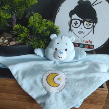 Doudou plat ours Care bears baby Les Bisounours bleu lune Grosdodo grelot Rayé