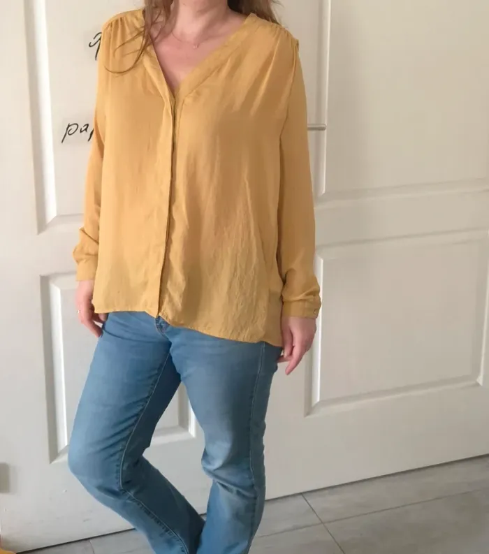 Blouse jaune H&M taille 36 - photo numéro 1
