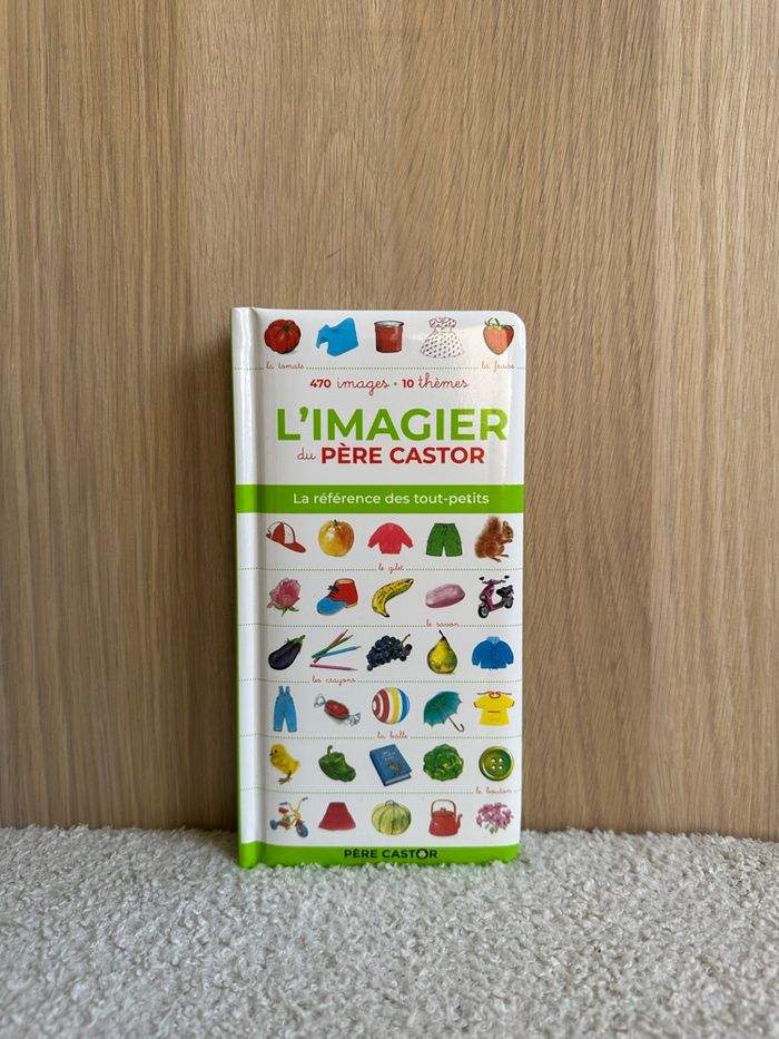 Livre la référence des tout petits