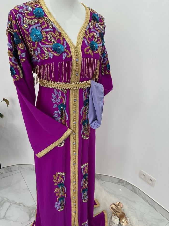 Caftan perlé neuf - photo numéro 2