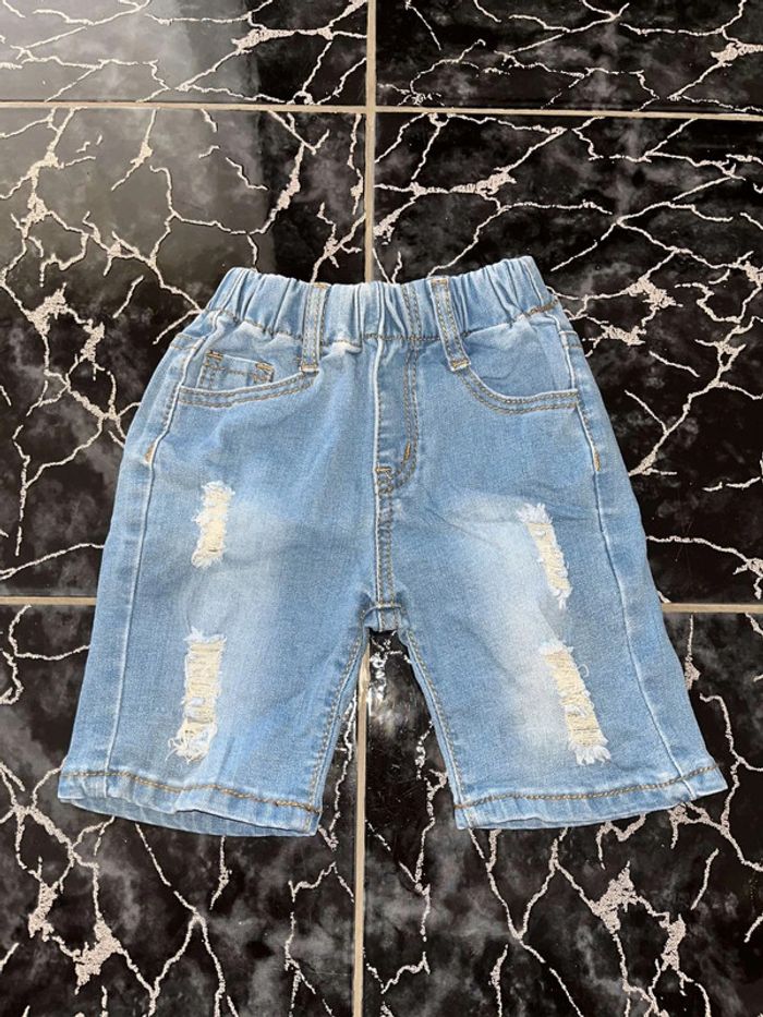 Short 3 ans