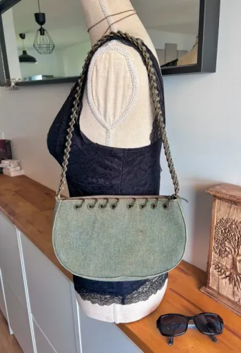 👜 petit sac à main aspect jean avec métal vintage