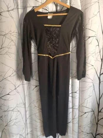 Déguisement robe fille sorcière ou magicienne Halloween taille 8 ans