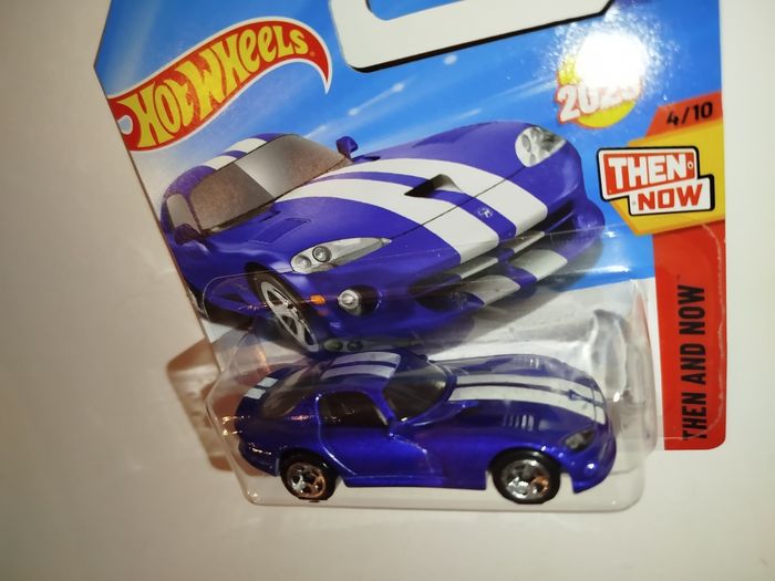 Hot Wheels '96 Dodge Viper GTS 2025 - photo numéro 3