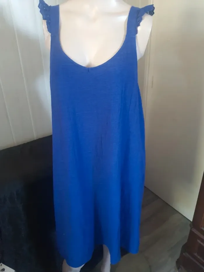 Robe volants dos 44 - photo numéro 8