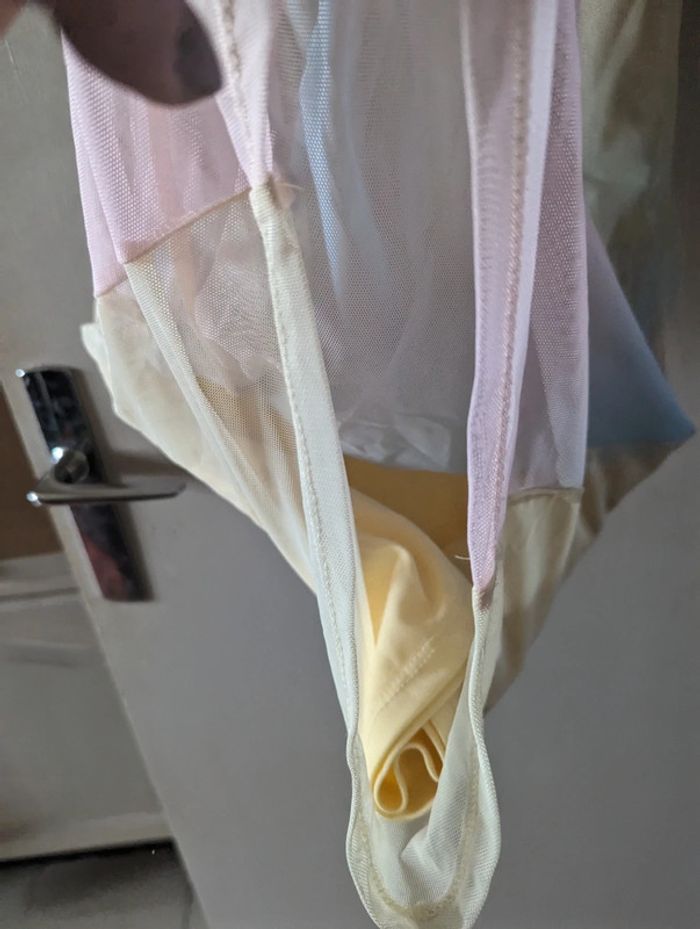 Robe moulante - photo numéro 3