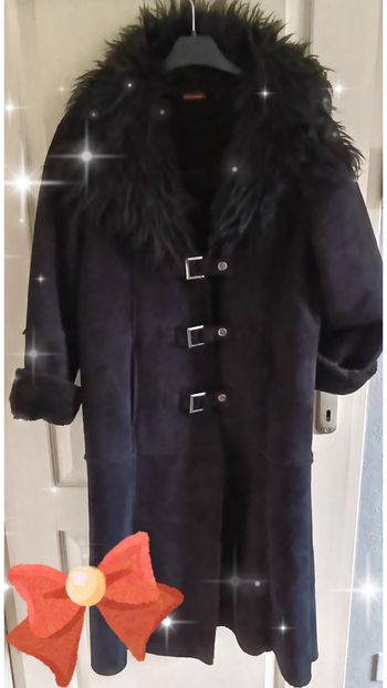 Manteau suédine noir col fausse fourrure