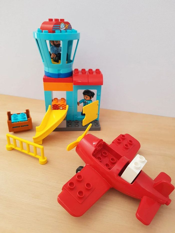 Lego Duplo aéroport et avion - photo numéro 5
