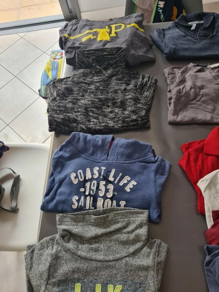 Lot vêtements 4 ans - photo numéro 2