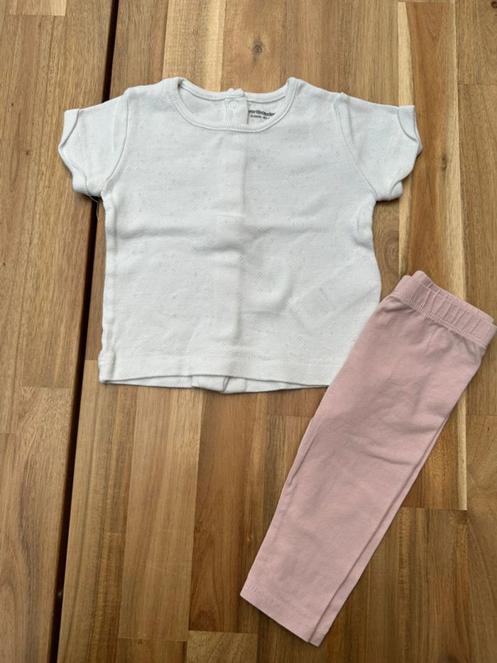 Ensemble legging t shirt