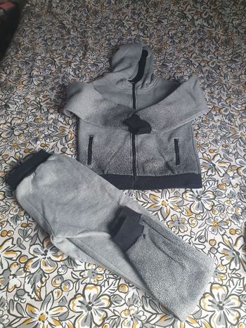 Ensemble jogging 14 ans