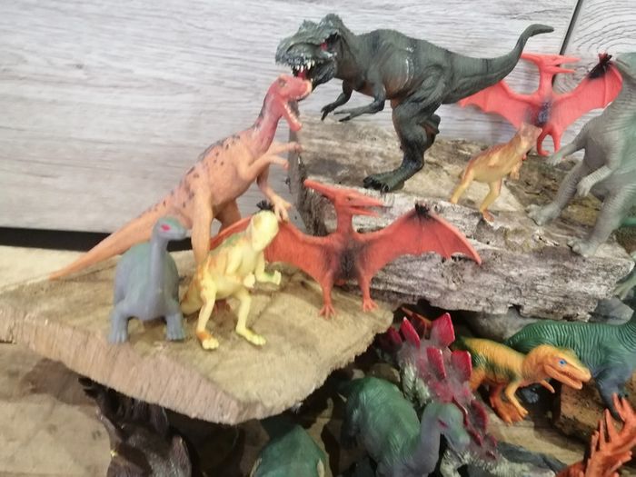 lot de 27 figurines  dinosaures - photo numéro 4