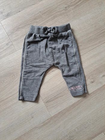 Pantalon disney taille 6 mois