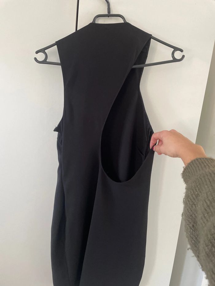 Robe noire Zara 36 - photo numéro 2