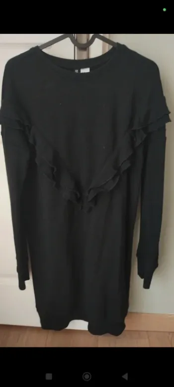 Robe sweat noire à volants H&M 34