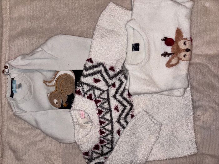 Lot Pull Fille 2 ans