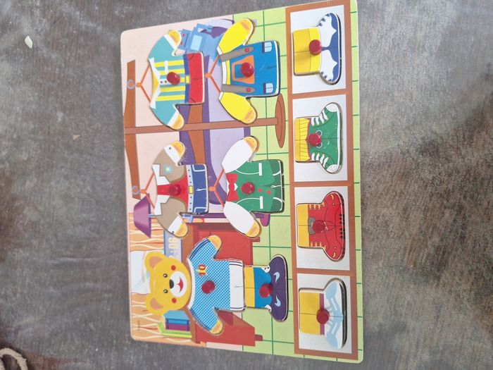 4 puzzles en bois dans son coffret - photo numéro 3