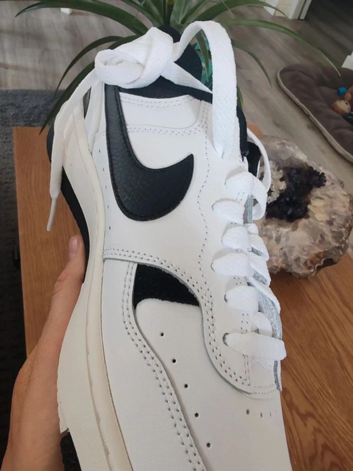 Nike Air Force Gamma Noir et Blanche neuve taille 40 - photo numéro 8