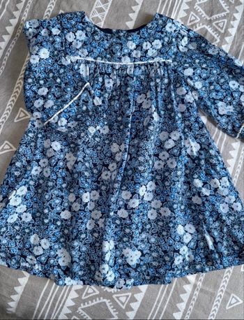 Robe sergent majors 24 mois comme neuve