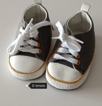 Basket bébé jean lacets