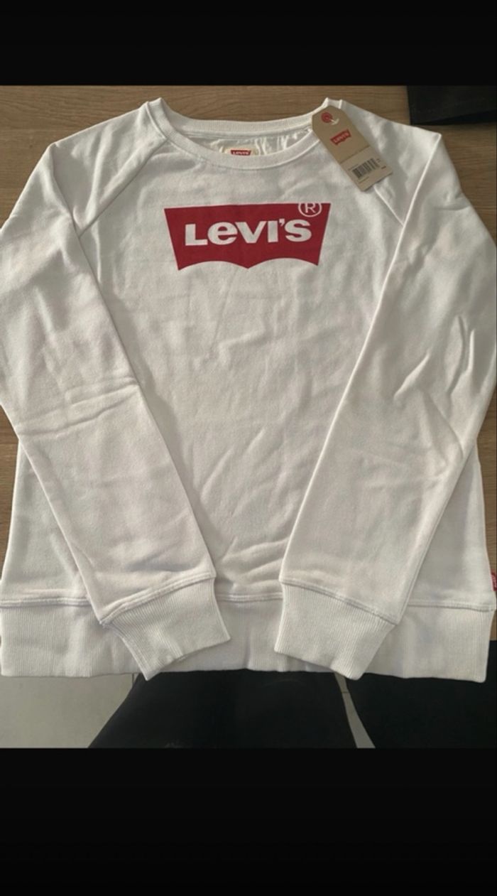 Pull blanc Levi’s - photo numéro 3