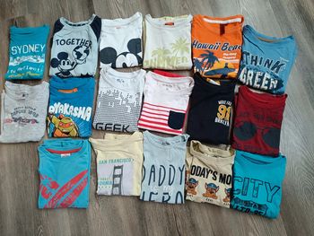 Lot de 17 t-shirts garçon 3 ans