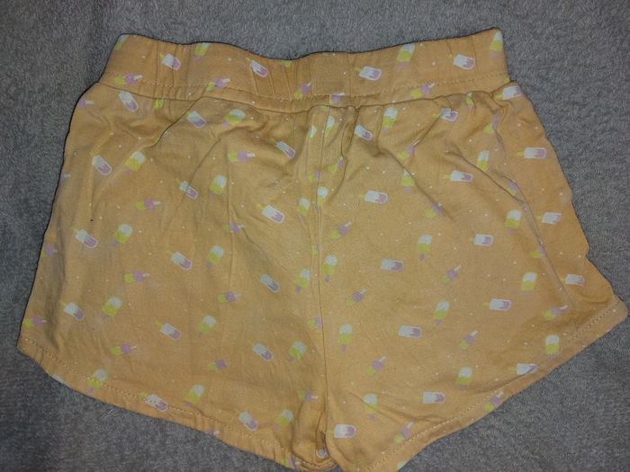 Lot shorts 8 ans - photo numéro 3
