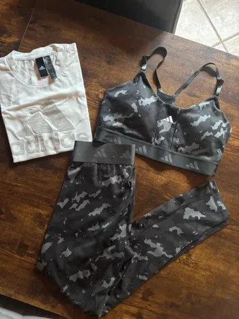 Ensemble de sport adidas