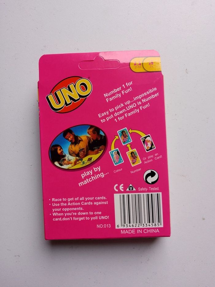 jeu de cartes Uno Barbie - photo numéro 2