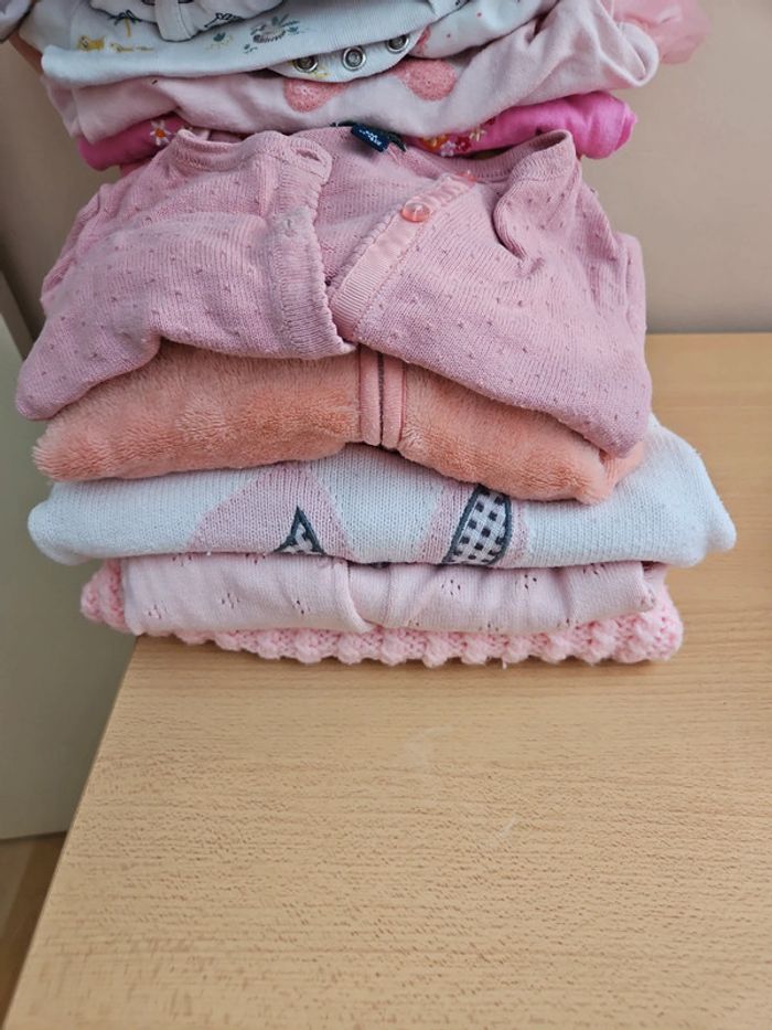 Lot vêtements fille 6 mois - photo numéro 20