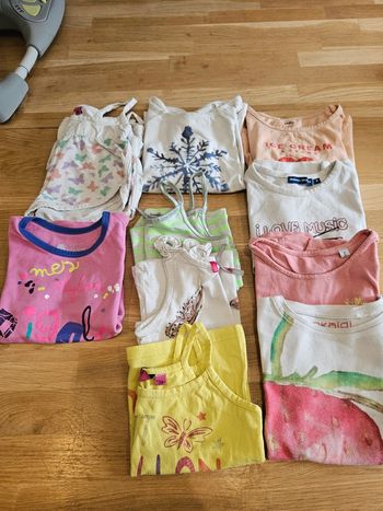 Lot t-shirts débardeurs 3 ans