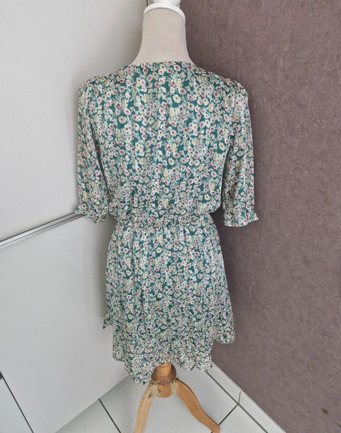 Robe la petite étoile taille 1 neuve - photo numéro 3