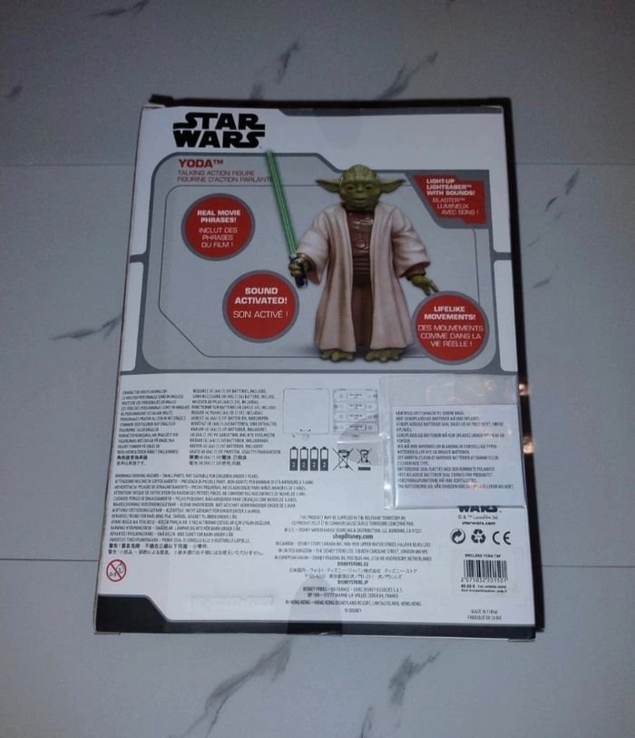 Figurine Yoda Disney parle en Anglais - photo numéro 2
